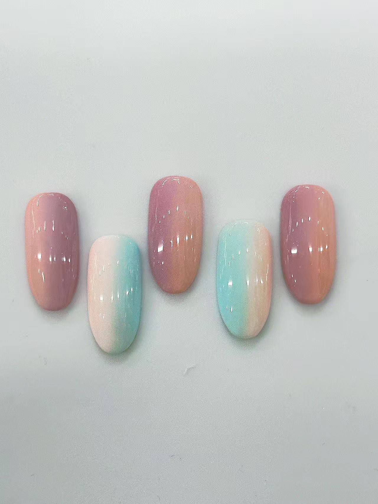 Mint Pink Purple Gradient Round Press On Nails - handmade custom press-on nails detail gallery photo