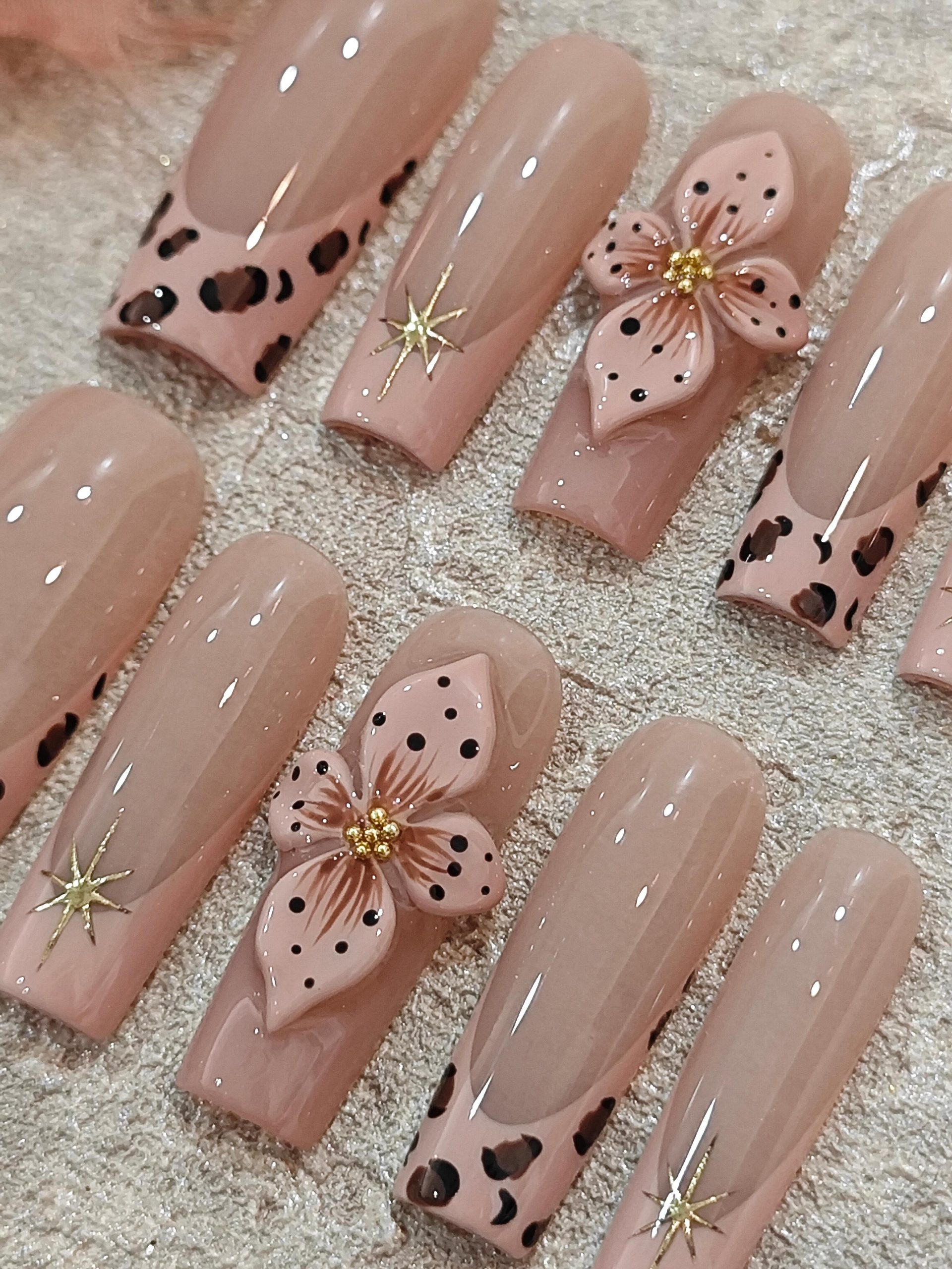 Nude Tea Leopard French 3D Flower Long Square Nails - handmade custom press-on nails detail gallery photo