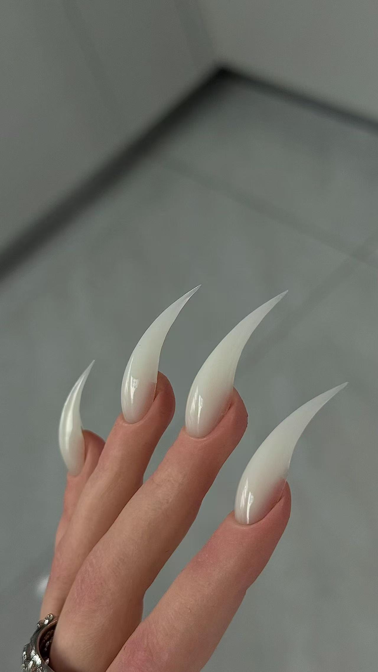 Cream White Dragon Claw Extra Long Stiletto Press-on Nails - handmade custom press-on nails detail gallery photo
