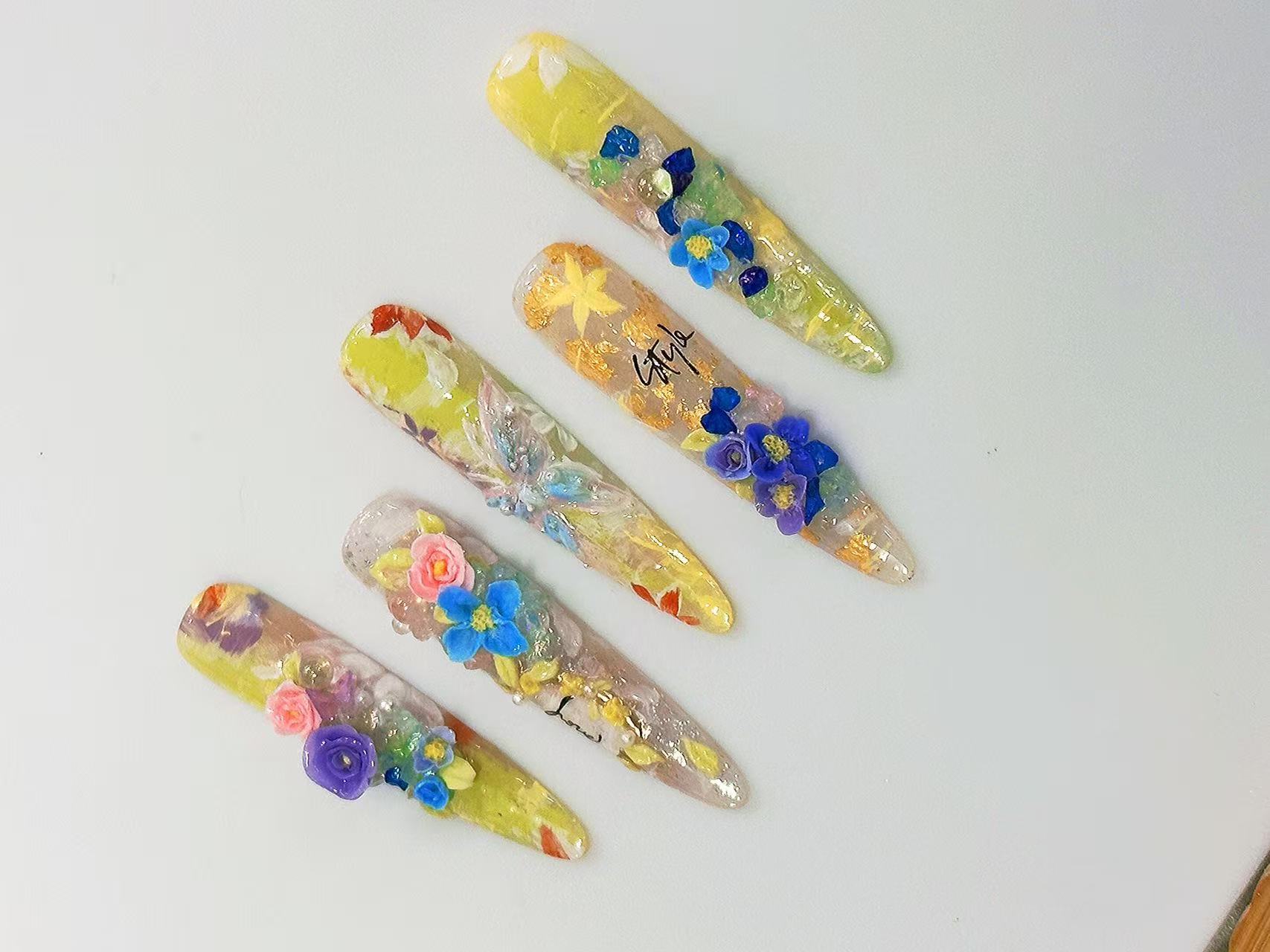 Vintage Oil Painting 3D Floral Stiletto Press On Nails - handmade custom press-on nails detail gallery photo