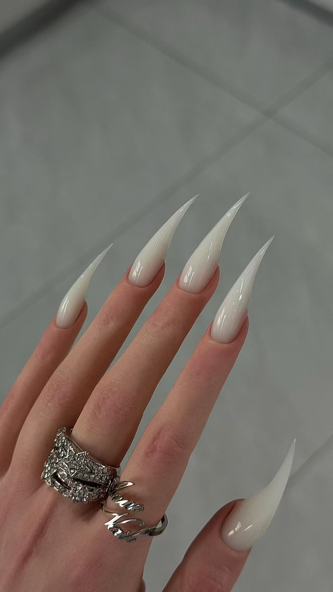 Cream White Dragon Claw Extra Long Stiletto Press-on Nails - handmade custom press-on nails detail gallery photo