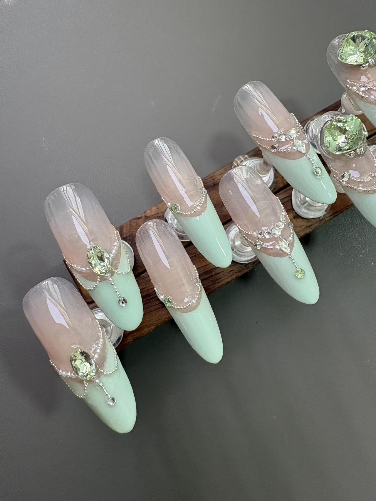 Mint Green Nude Gradient Chain Olive Rhinestone Long Stiletto Press On Nails - handmade custom press-on nails detail gallery photo