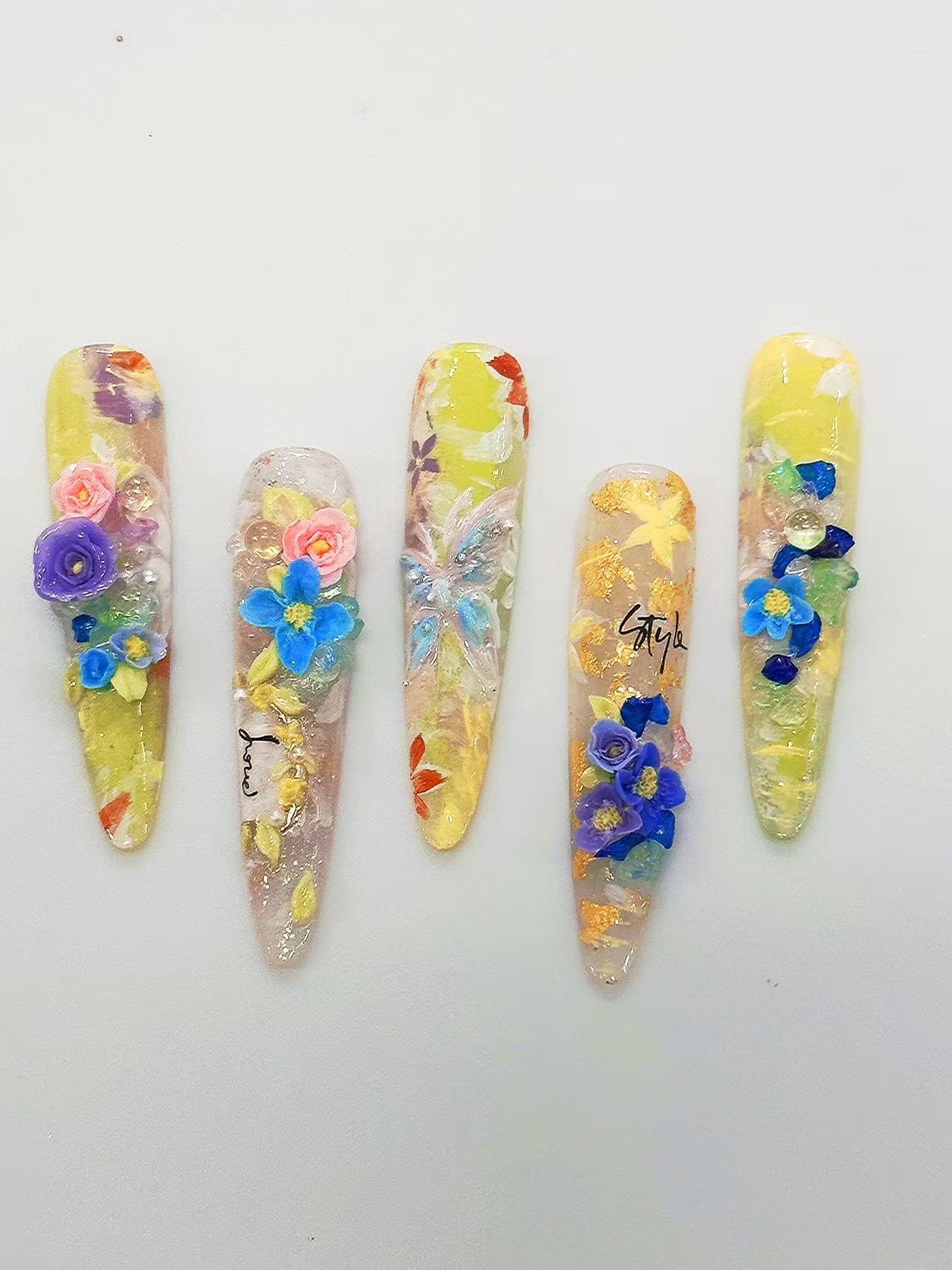 Vintage Oil Painting 3D Floral Stiletto Press On Nails - handmade custom press-on nails detail gallery photo
