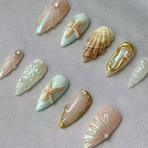Ocean Shell Starfish 3D Almond Press On Nails detail view